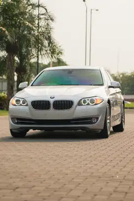 Liat Pasti Suka !! BMW 528i Luxury F10 2013