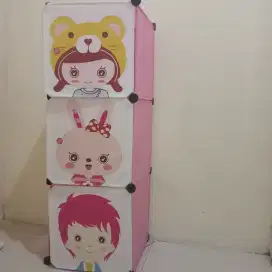 Lemari anak bekas lengkap