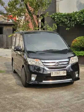 Serena HWS At Panoramic 2013 Hitam Kredit Dp.33Jt