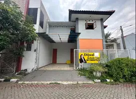 Jual Rumah Modern Di Perumahan Pratama, Surabaya