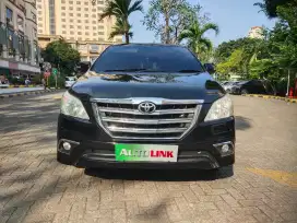 Innova 2.0 V  TANGAN PERTAMA