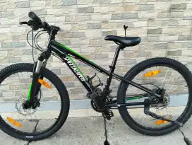 Sepeda MTB specialized hotrock24.rem hidrolik