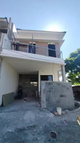 Sisa 1unit, Rumah 2lantai Wiyung Brantas Permai