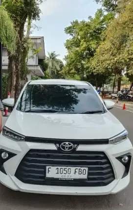 Sewa mobil baru