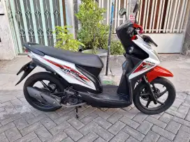 Jual beat 2016 km 17 kondisi sgt bagus samsat manyar