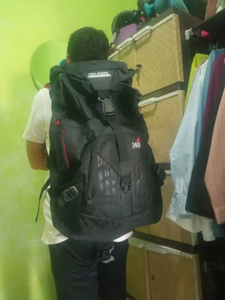 Tas utk naik gunung