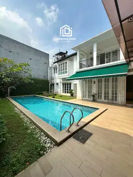 Rumah Mewah Tanah Luas Dalam Komplek Lokasi Strategis Di Jagakarsa