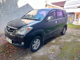 Daihatsu Xenia 2009 Manual Mulus Terawat