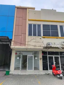 Di sewakan ruko redy bekasi kota