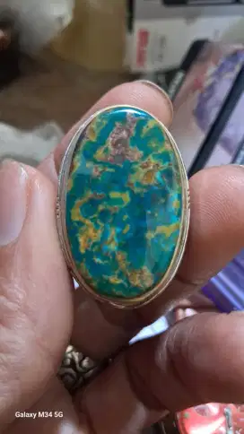 Batu Pirus persia