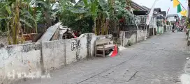 Pekarangan SHM Barat Kampus UPY Dalam Ring Road  Sangat Bagus