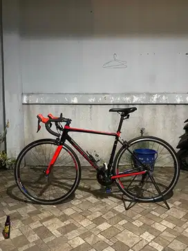 Sepeda Roadbike Polygon Stratos S3