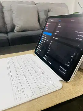 Ipad Gen 10 64 Gb dan keyboard