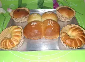 roti manis dan donat kentang