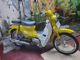 Sym Classic kuning 2023 Istimewa km.4rb.