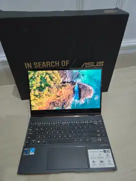 Laptop ASUS S13 black touchscreen