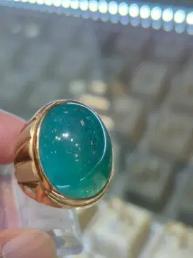 Batu bacan kristal