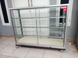 Etalase bekas mulus