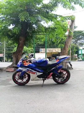 YAMAHA R15 MANUAL