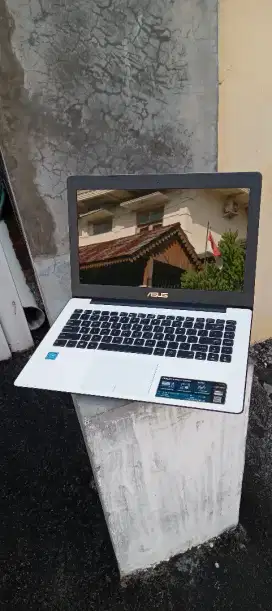 Laptop Asus Mulus