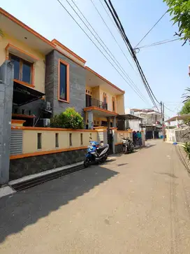 rumah mewah murah di Ciracas Jakarta Timur