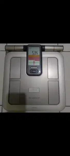 Timbangan Lemak Omron Karada Scan