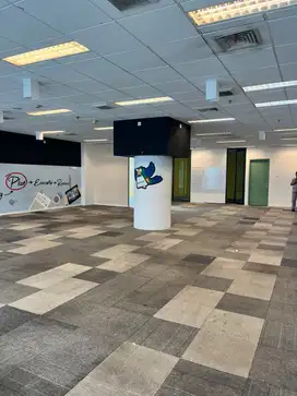 SEWA KANTOR DI JAKARTA SELATAN KUNINGAN 382M2 FITTED 195K NEGO