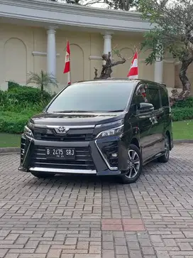 TOYOTA VOXY 2.0 AT 2020 - DP 5JT