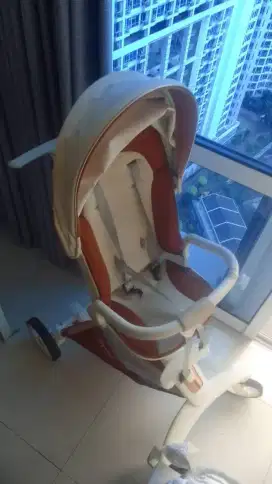 Stroler bayi dua arah