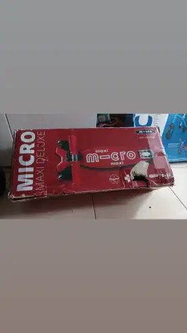 Brand New Micro Scooter Maxi