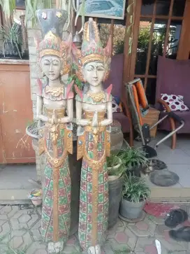 Sepasang Patung Antik