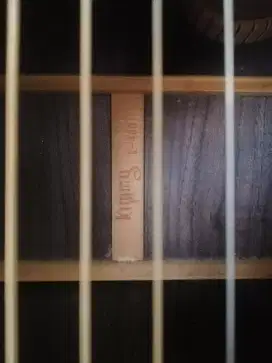 Gitar akustik elektrik kimmy
