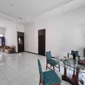 Jual Rumah Siap Huni dan Nyaman Bukit Sari Semarang Selatan – 10115