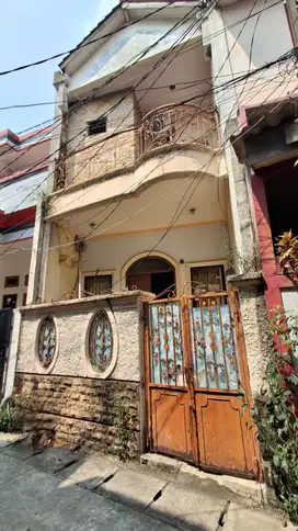 Dijual Rumah 2 Lantai Sunter, Jakarta Utara Lokasi Strategis