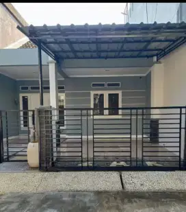 *DIKONTRAKAN RUMAH DI TAMAN KEDAUNG CIPUTAT