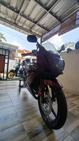 Ninja RR 2012 merah