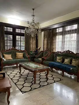 RUMAH DI LOKASI PREMIUM DEKAT GANDARIA CITY