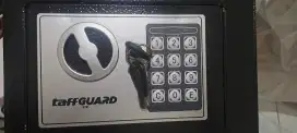 BRANKAS MINI  PASSWORD SDB