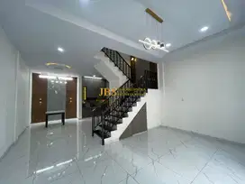 Jual Rumah Baru di Komplek Kirribili Jalan Sidomulyo - Krakatau, Medan
