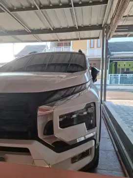 Xpander cross 2022 premium package