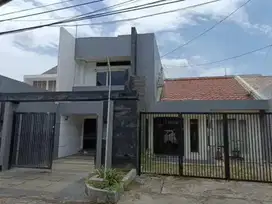 DIJUAL RUMAH USAHA GAYUNGSARI BARAT SEBELAH GKI SBY