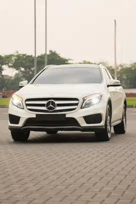 Mercedes Benz GLA200 AMG 2017