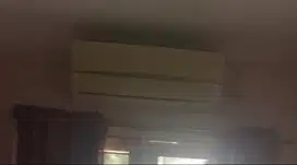 AC sharp kondisi seadanya