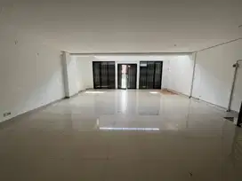 Ruko 3 Lantai Bonus Lahan + Rooftop Area BKR Buah Batu Soekarno Hatta