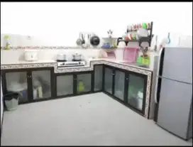 Rumah beserta isinya di kontrakan