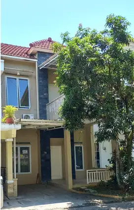 Rumah Cantik 2 Lantai di Sentul, Bogor, Jawa Barat.