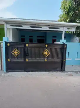 Di kontrakan rumah di perumahan cluster mutiara lamaran karawang