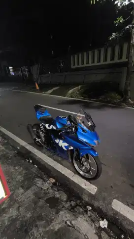 Dijual Cepat GSX R plat Z