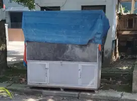 Gerobak usaha Ayam bakar, gorengan