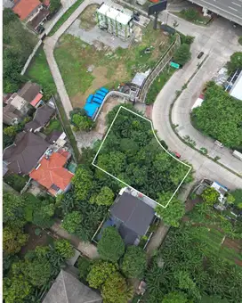 Tanah komersil dan rumah tinggal selangkah ke tol andara , jakarta